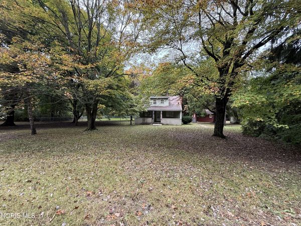 10050 Salisbury Road , Monclova, OH 43542