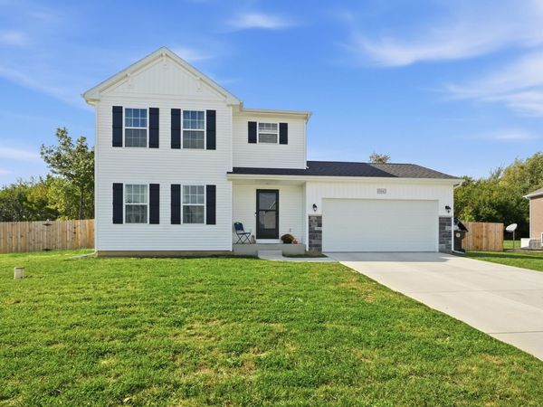 15942 Hobart Street , Lowell, IN 46356