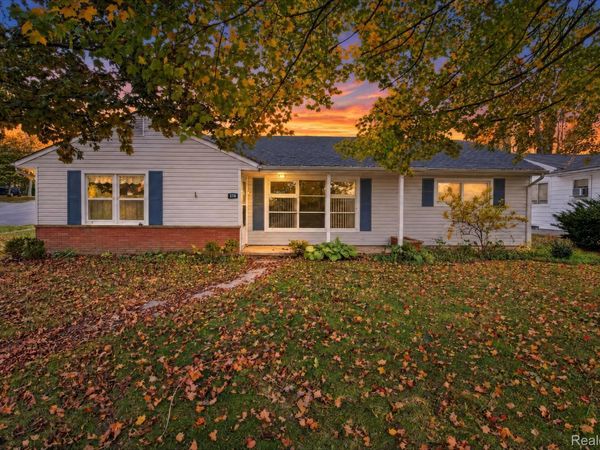 270 N East Street , Brighton, Mi 48116