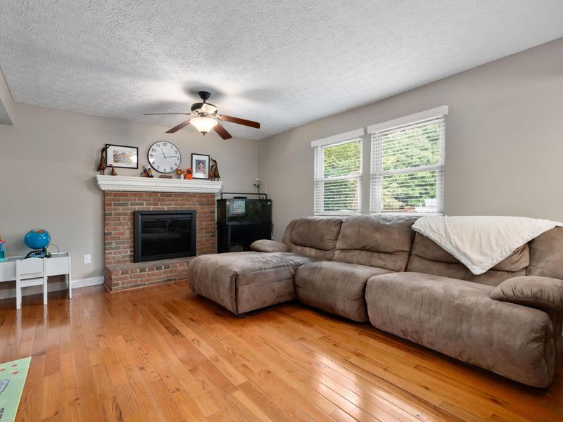 6764 Fallen Timbers Drive , Dublin, OH 43017 Photo 17