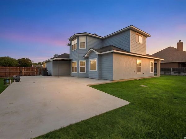 601 Mourning Dove Dr, McQueeney, TX 78123