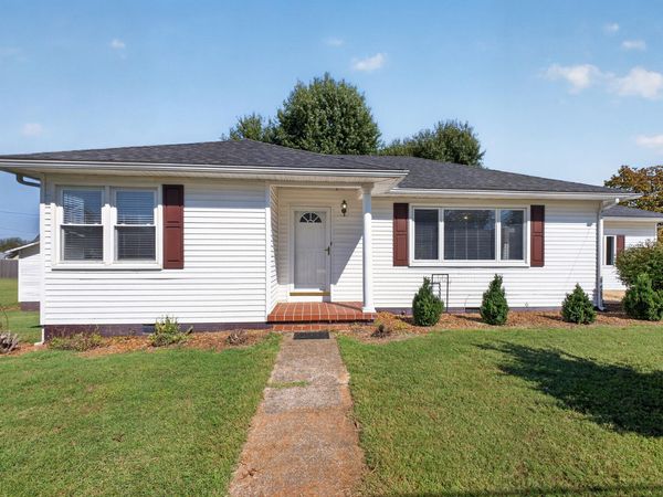104 2nd Avenue, Decherd, TN 37324