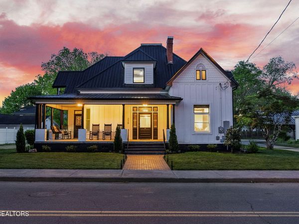 229 Prince St, Sevierville, TN 37862