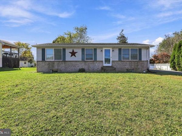 30 CREEK STONE DRIVE, MONT ALTO, PA 17237