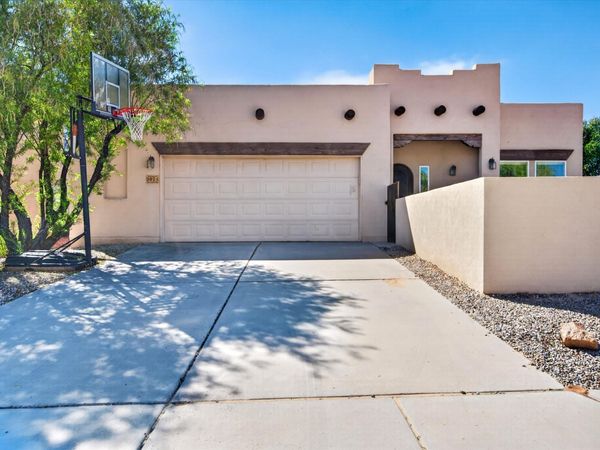 2025 Platina Road SE, Rio Rancho, NM 87124