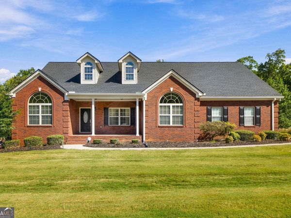 226 Hummingbird Court, Hampton, GA 30228
