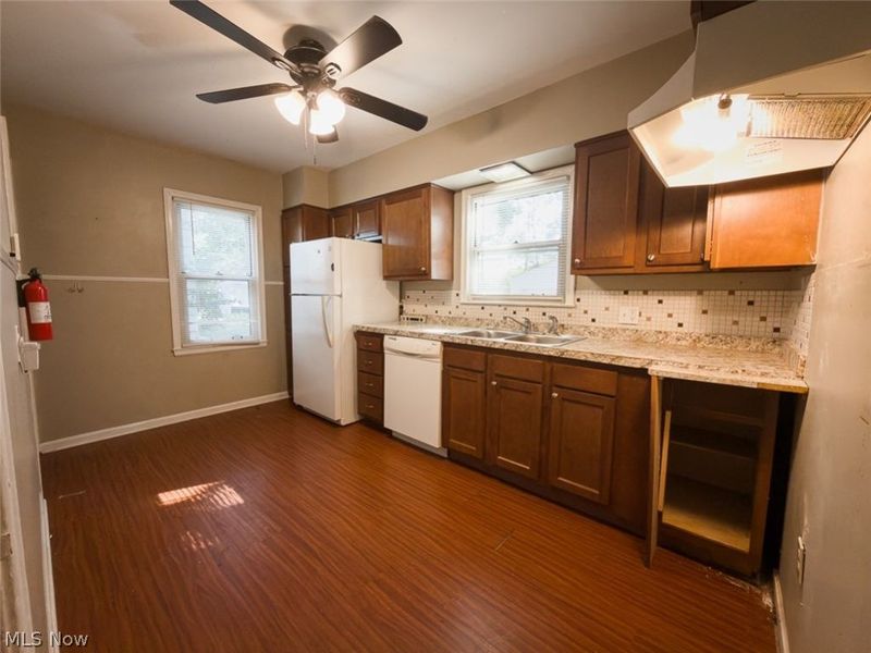1276 Ottawa Avenue, Akron, OH 44305 Photo 4