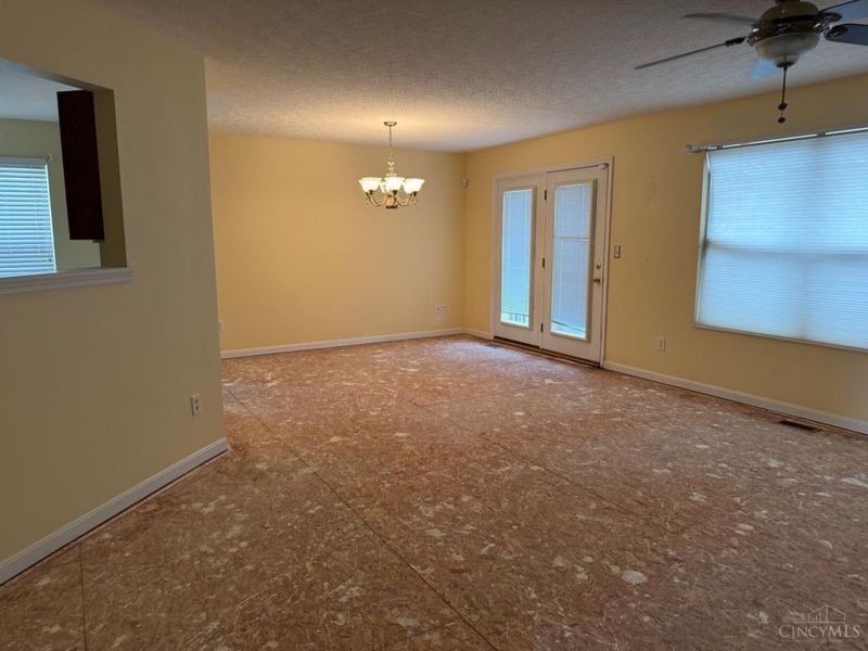 294 E Arlington Drive, Trenton, OH 45067 Photo 9