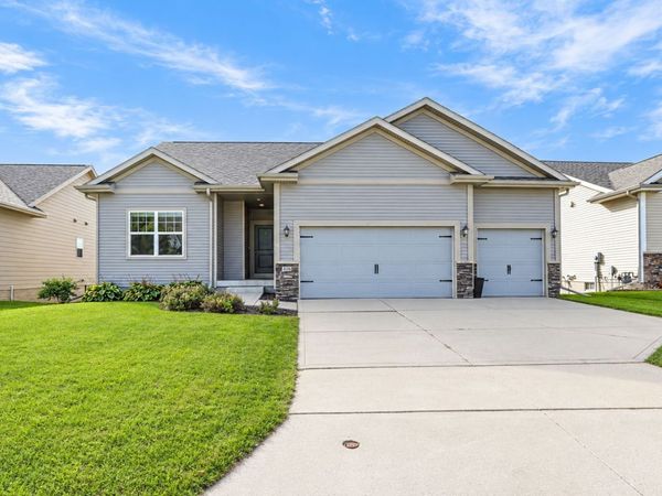 416 SE 14th Street , Grimes, IA 50111