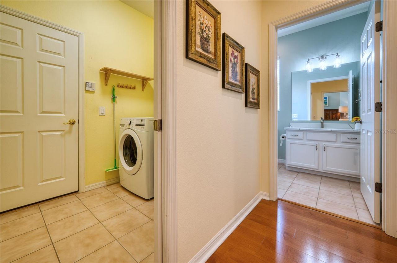 4269 Cascade Falls Drive , Sarasota, FL 34243 Photo