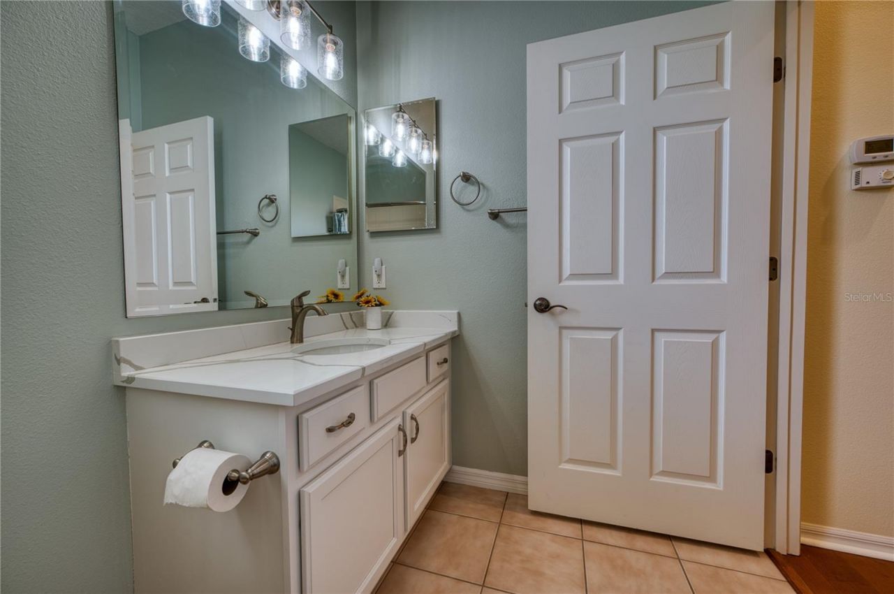 4269 Cascade Falls Drive , Sarasota, FL 34243 Photo