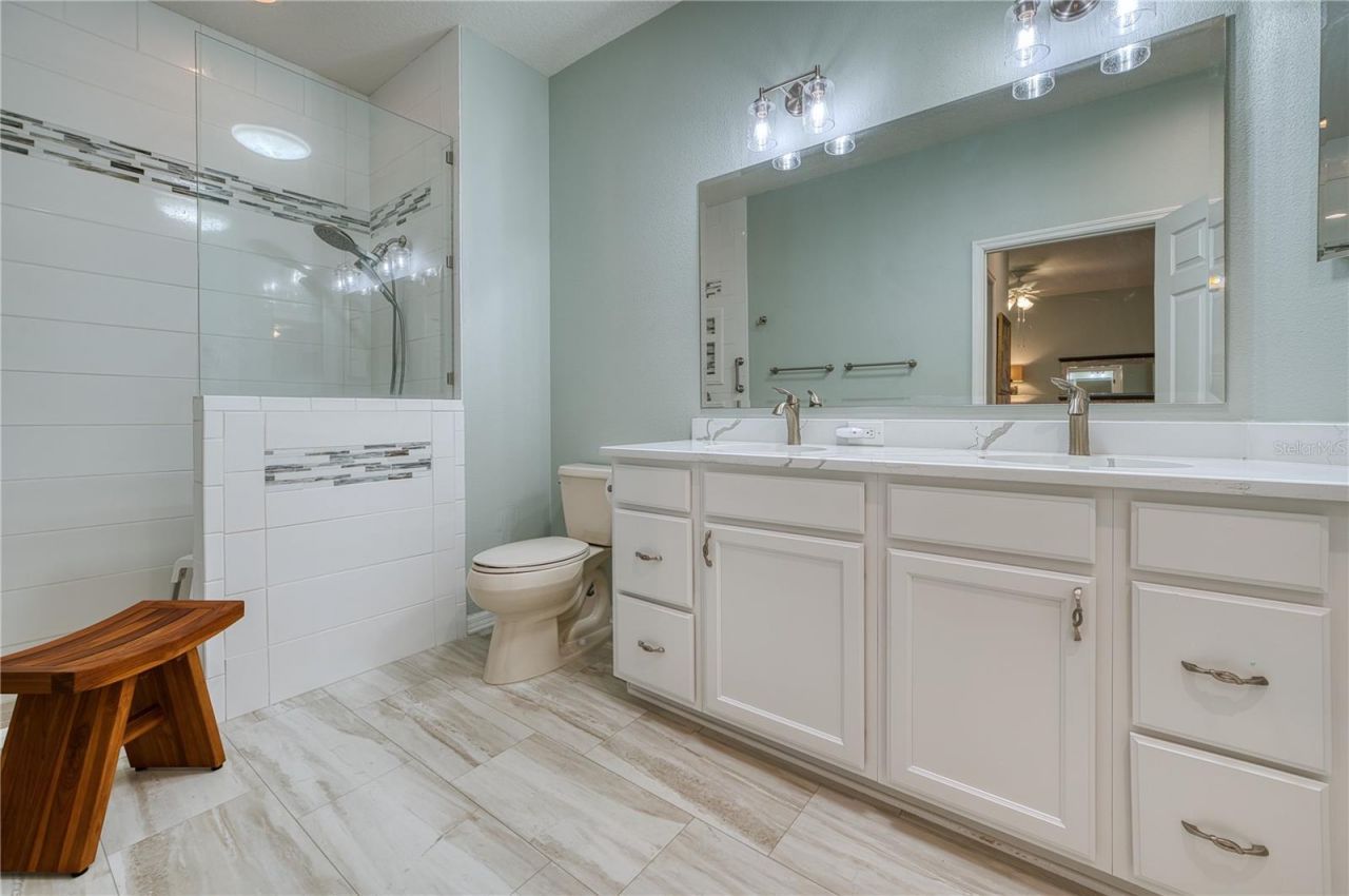 4269 Cascade Falls Drive , Sarasota, FL 34243 Photo