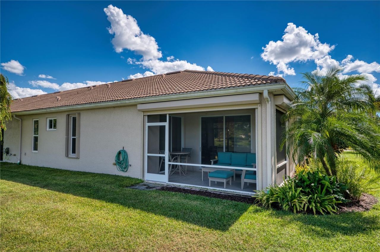 4269 Cascade Falls Drive , Sarasota, FL 34243 Photo