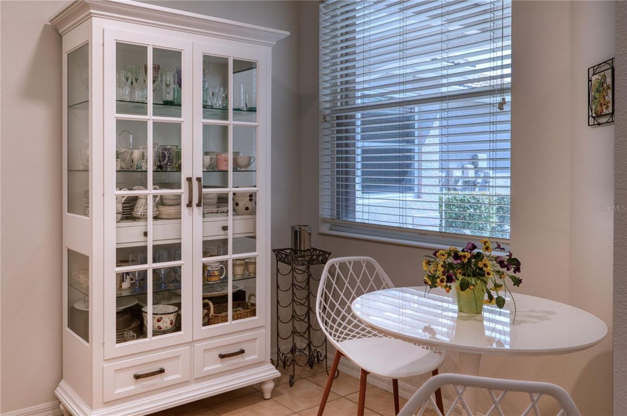 4269 Cascade Falls Drive , Sarasota, FL 34243 Photo