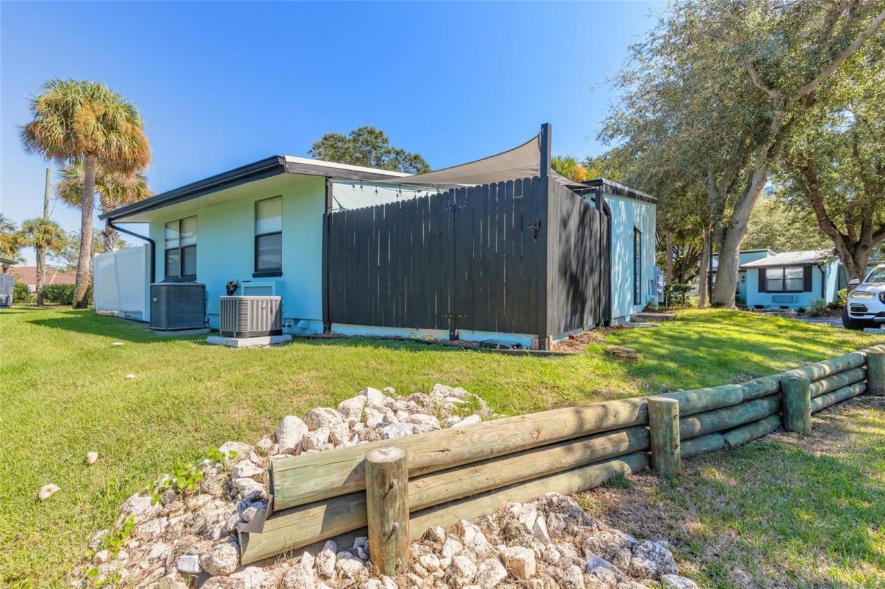 42 Jacaranda Cay Court, Unit 42, New Smyrna Beach, FL 32169 Photo