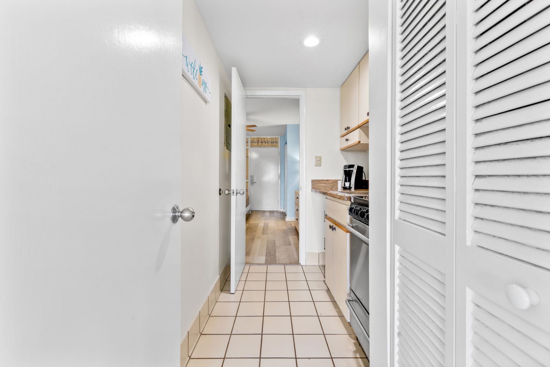 210 75th Ave. N Photo 11