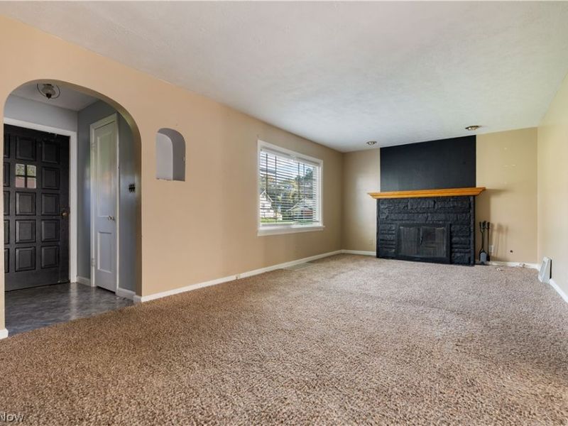 2551 Harsh Avenue SE, Massillon, OH 44646 Photo 4
