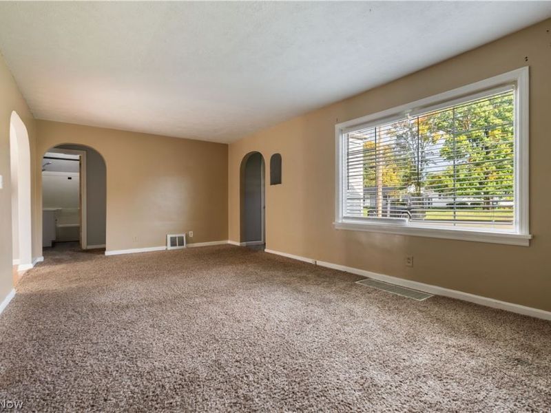 2551 Harsh Avenue SE, Massillon, OH 44646 Photo 5