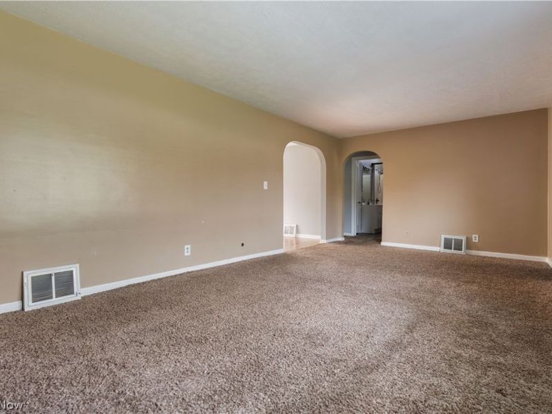 2551 Harsh Avenue SE, Massillon, OH 44646 Photo 6