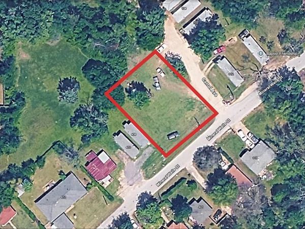 000 Mineral Wells Street , Terrell, TX 75160