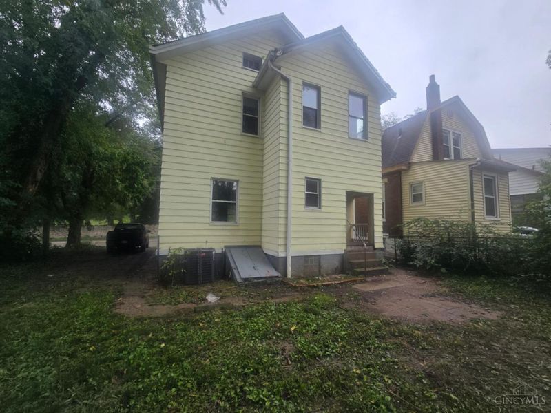 4560 Winton Road, Cincinnati, OH 45232 Photo 2