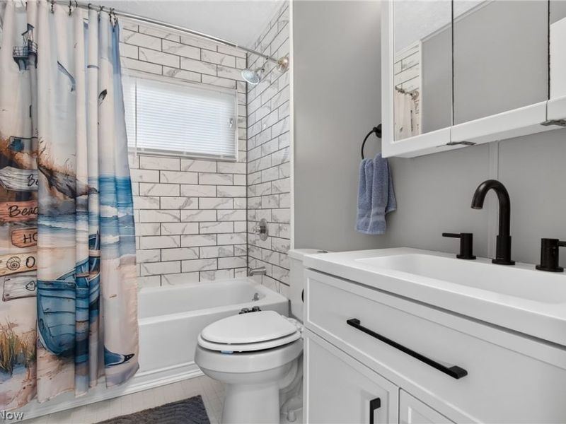 5149 Langfitt Street, Vermilion, OH 44089 Photo 7