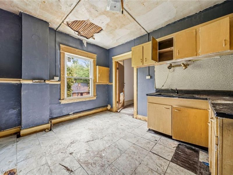 5605 Fleet Avenue, Cleveland, OH 44105 Photo 16