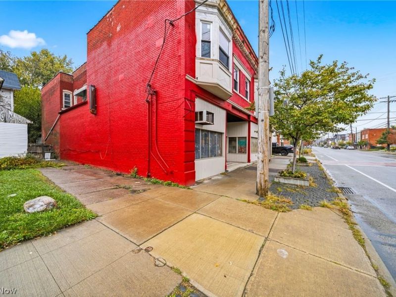 5605 Fleet Avenue, Cleveland, OH 44105 Photo 2