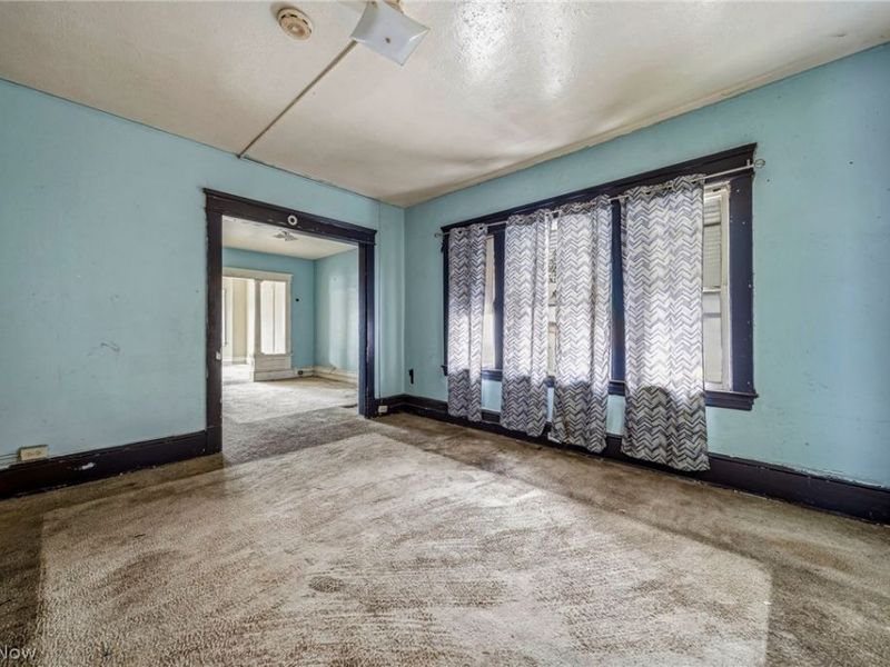 5605 Fleet Avenue, Cleveland, OH 44105 Photo 32
