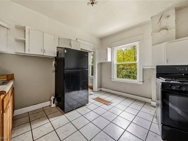 5605 Fleet Avenue, Cleveland, OH 44105 Photo 34
