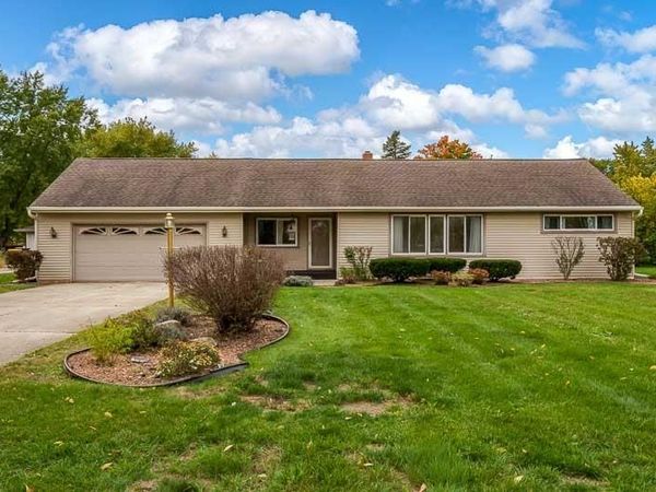 1114 Dorr Road, SOUTH BELOIT, IL 61080
