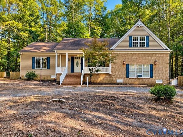 9715 Woods Cross Road, Gloucester, VA 23061