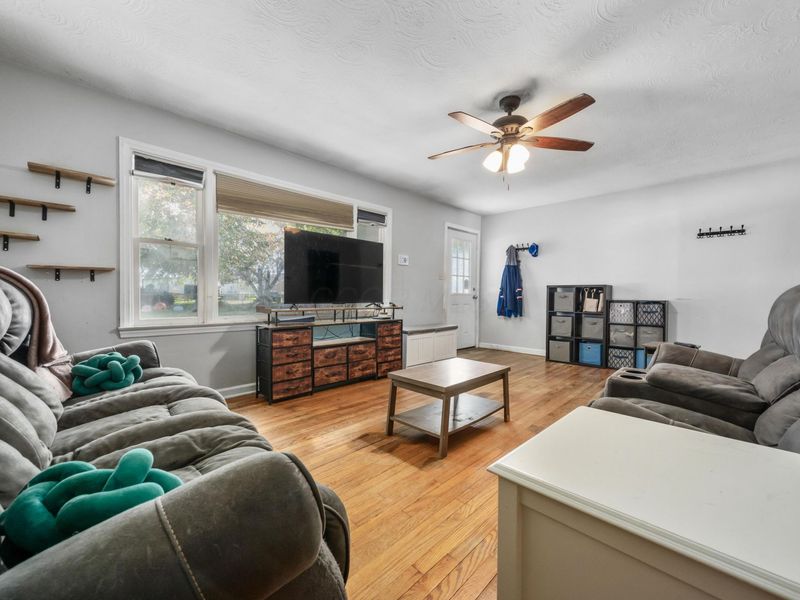 105 S Allen Street, Williamsport, OH 43164 Photo 9