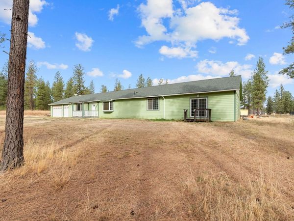 25720 W Malloy Prairie Rd, Cheney, WA 99004