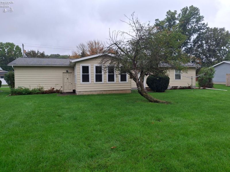 109 Gallup Avenue, Norwalk, OH 44857 Photo 2