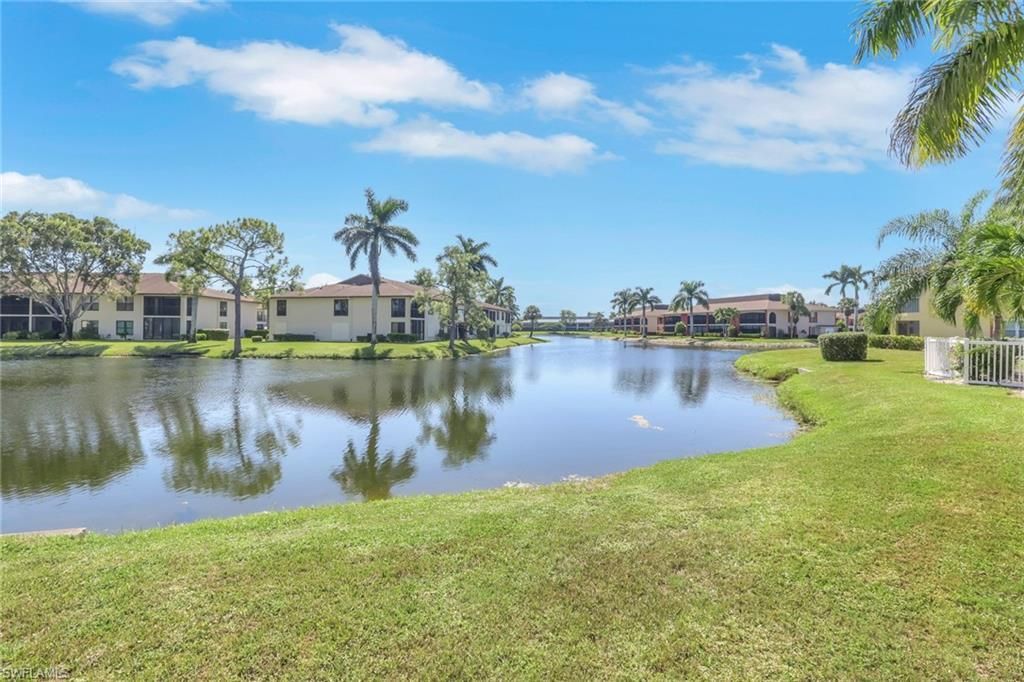 360 Charlemagne Blvd, Unit D205, Naples, FL 34112 Photo