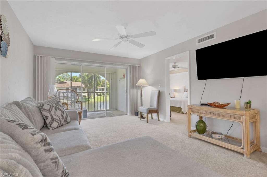 360 Charlemagne Blvd, Unit D205, Naples, FL 34112 Photo