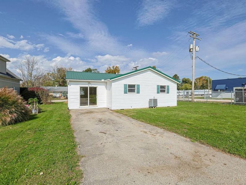 708 E Main Street, Blanchester, OH 45107 Photo 23