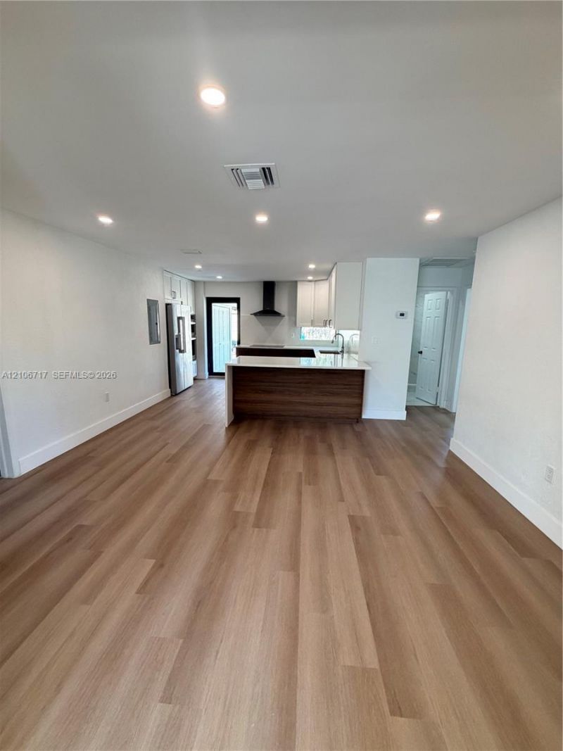 6811 Thomas St, Hollywood, FL 33024 Photo