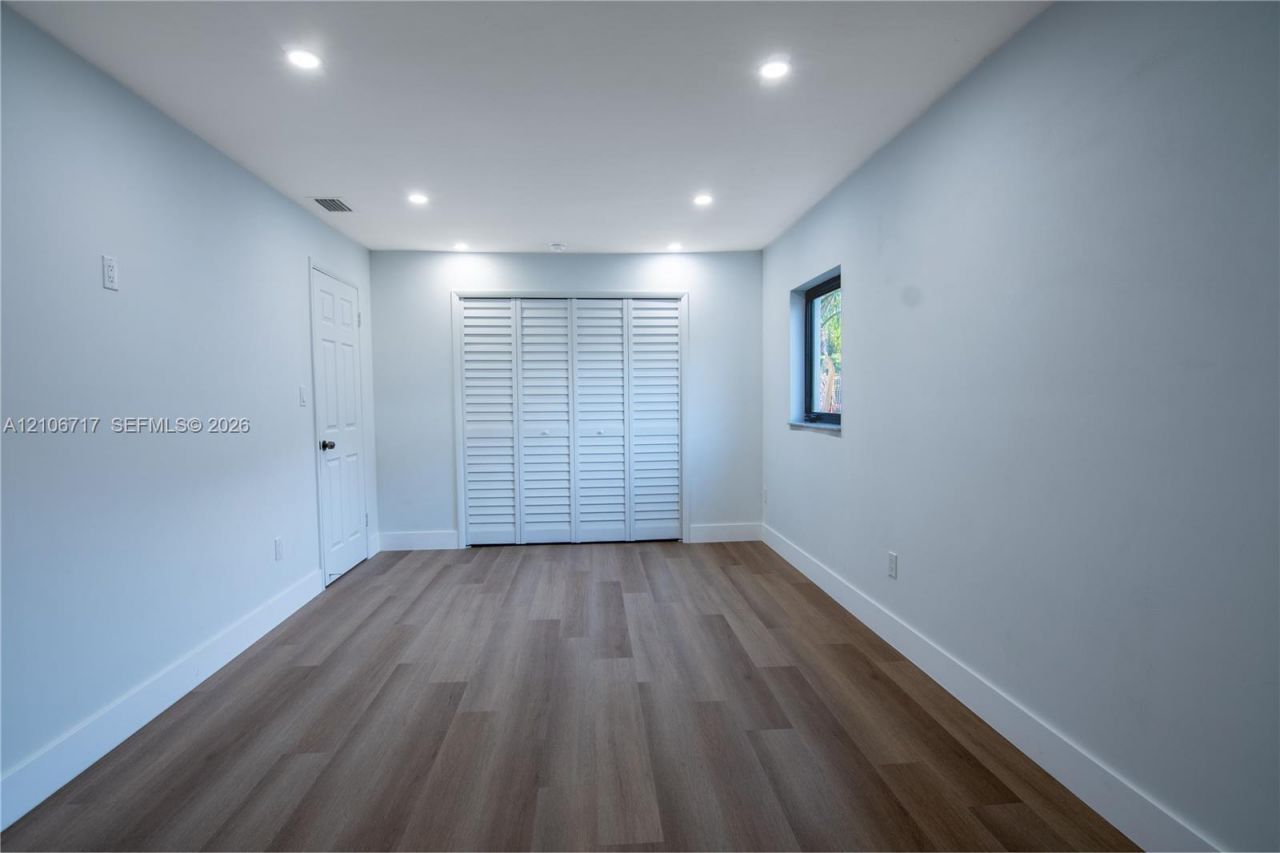 6811 Thomas St, Hollywood, FL 33024 Photo
