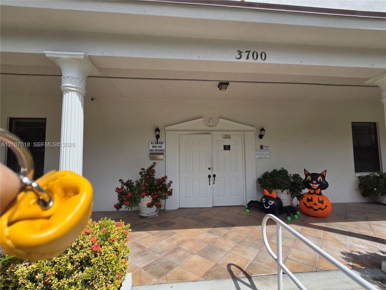 3716 Whitehall Dr, Unit 304, West Palm Beach, FL 33401 Photo