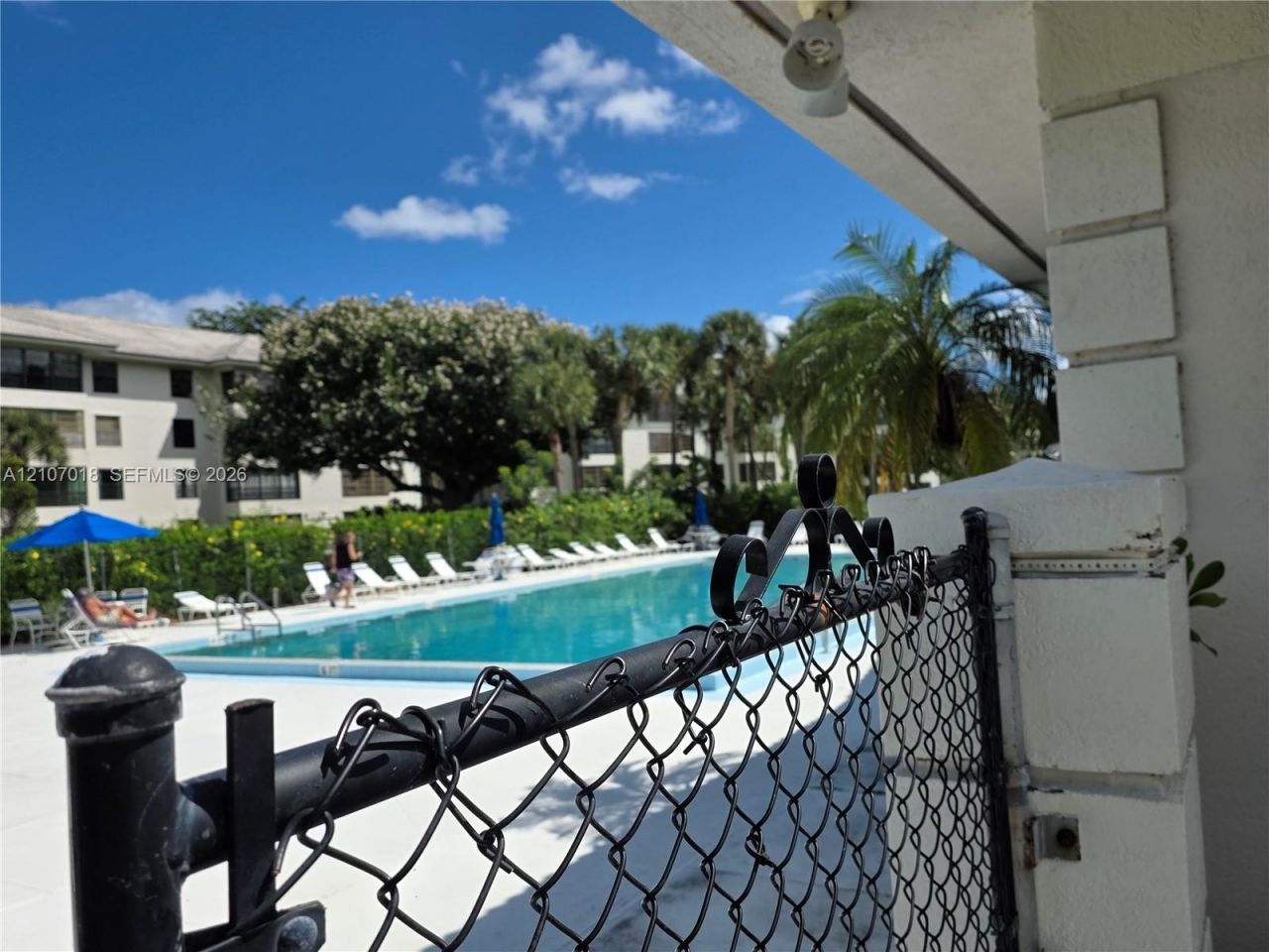 3716 Whitehall Dr, Unit 304, West Palm Beach, FL 33401 Photo