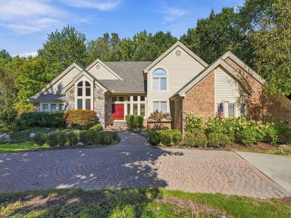 17467 Rolling Woods Circle, Northville, MI 48168