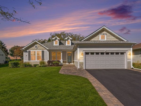 12385 Hickory Court , Huntley, IL 60142