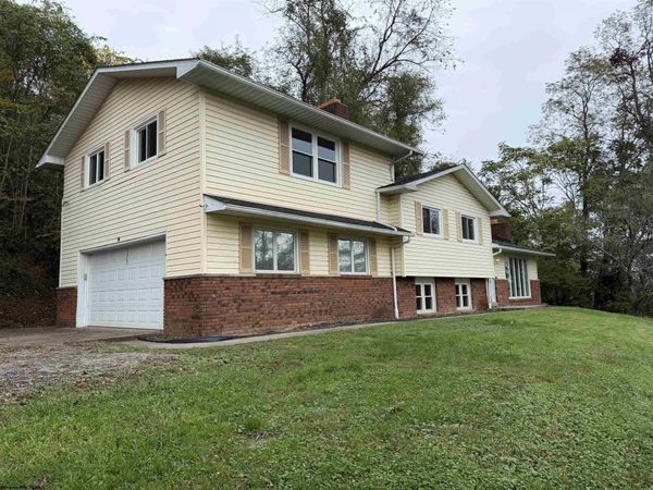 73 Redbud Drive, Clarksburg, WV 26301