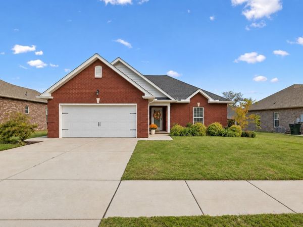 571 Dottie Dr, Gallatin, TN 37066