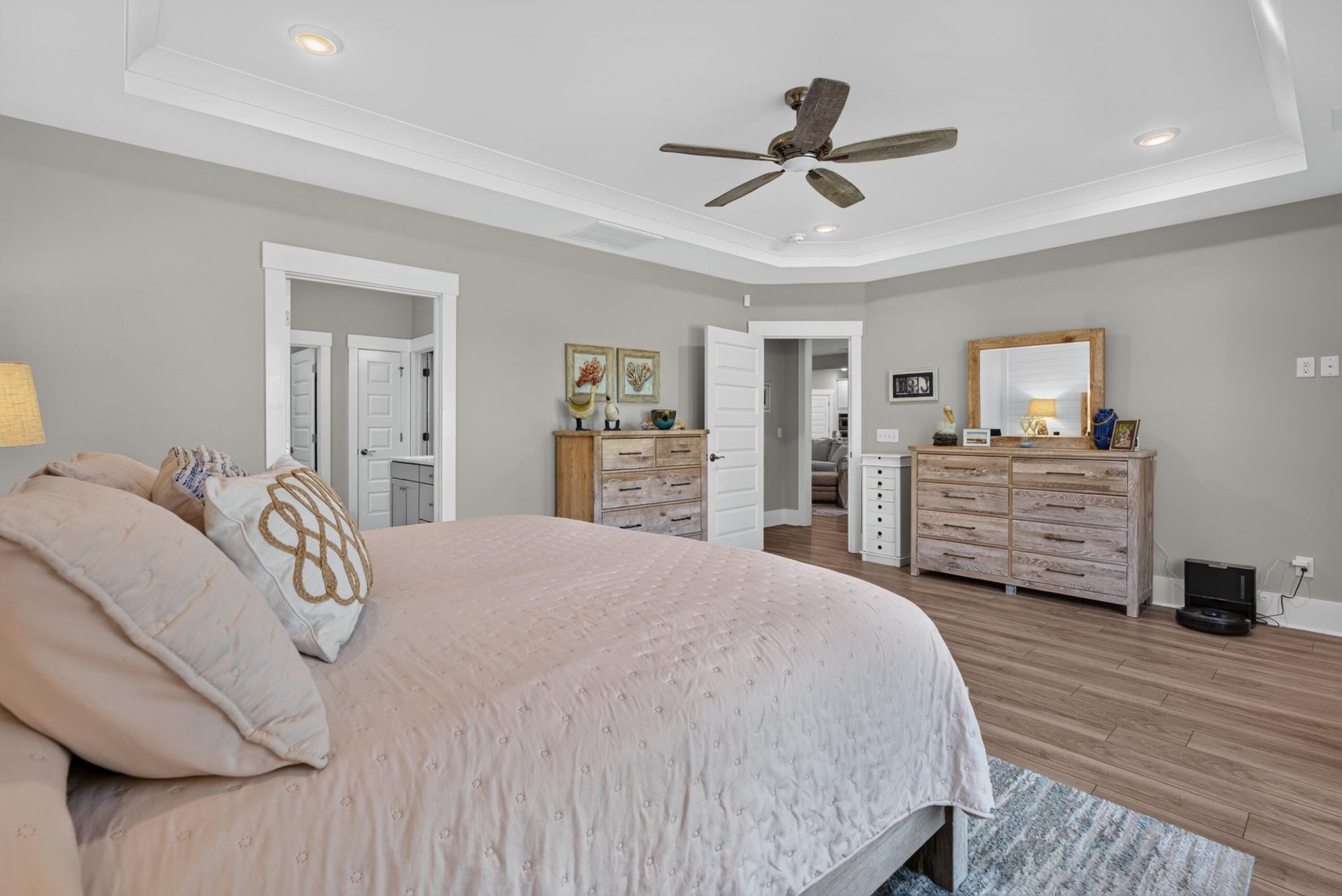 8031 Cheverie Court Photo 33