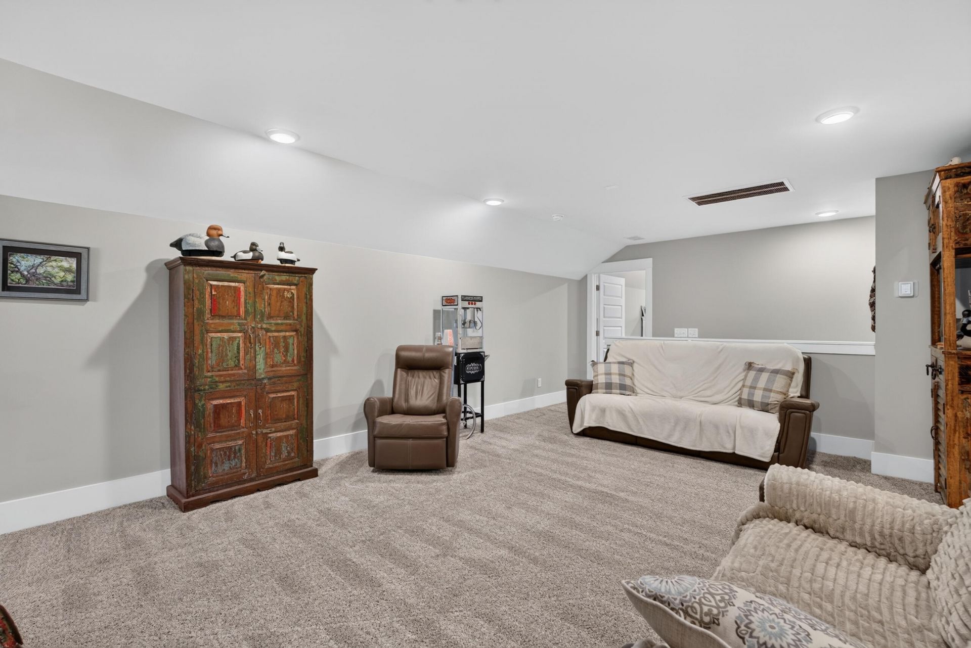 8031 Cheverie Court Photo 50