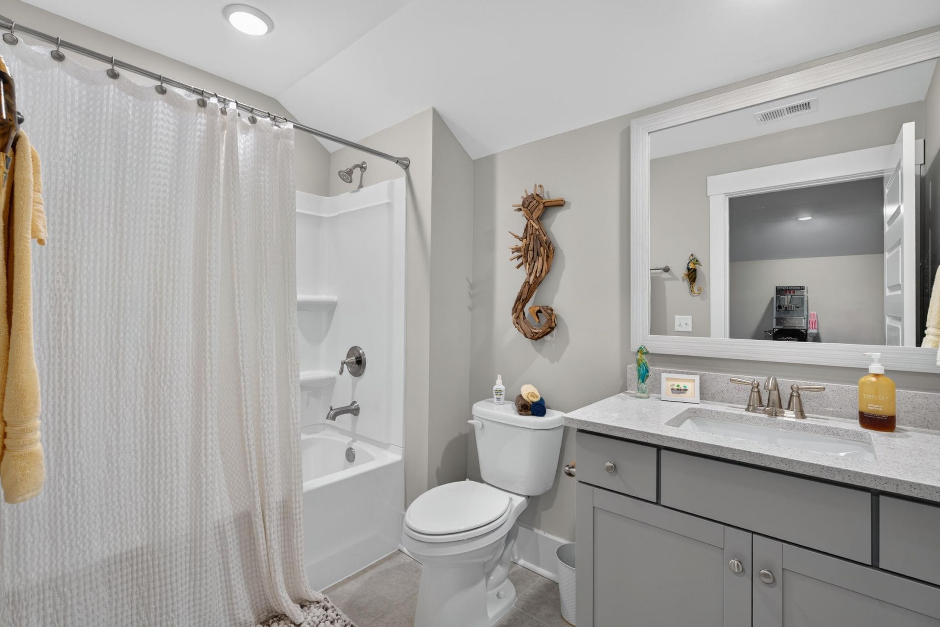 8031 Cheverie Court Photo 51
