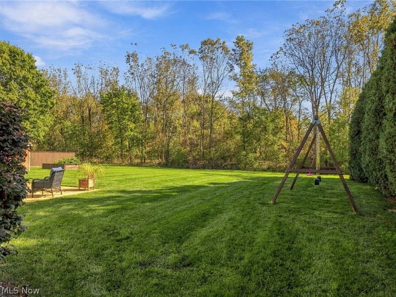 1064 Danielle Avenue, Louisville, OH 44641 Photo 36